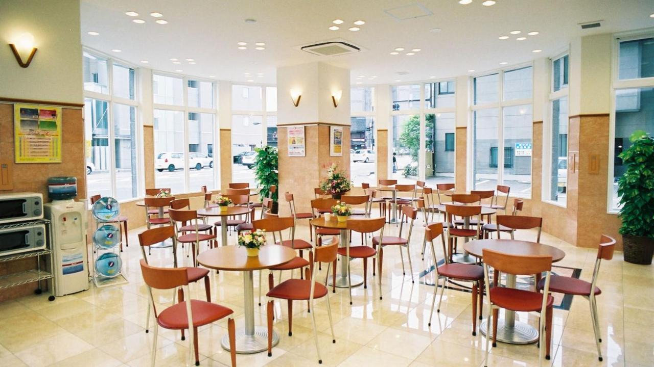 Toyoko Inn Kanazawa-Eki Higashi-Guchi Екстер'єр фото