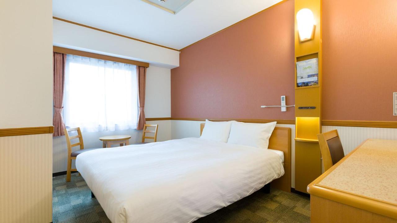 Toyoko Inn Kanazawa-Eki Higashi-Guchi Екстер'єр фото