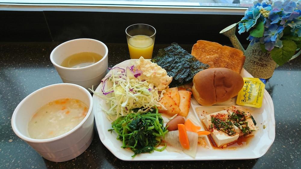 Toyoko Inn Kanazawa-Eki Higashi-Guchi Екстер'єр фото