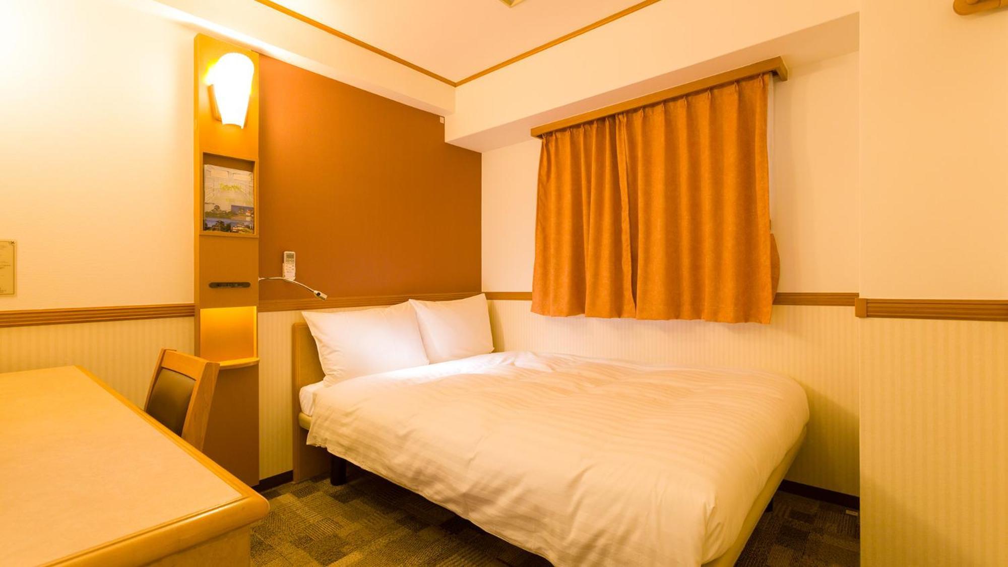 Toyoko Inn Kanazawa-Eki Higashi-Guchi Номер фото